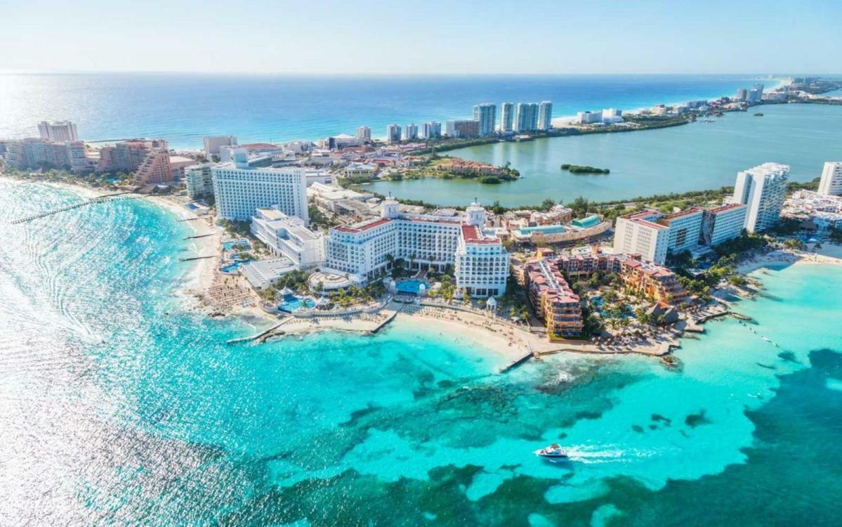 Depas Flamboyan Centro De Cancun D3 Exteriör bild